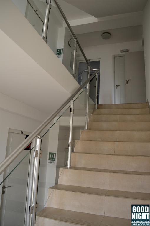 Apartments Good Night Ниш Экстерьер фото